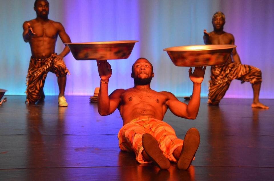 AfricanShowDancers